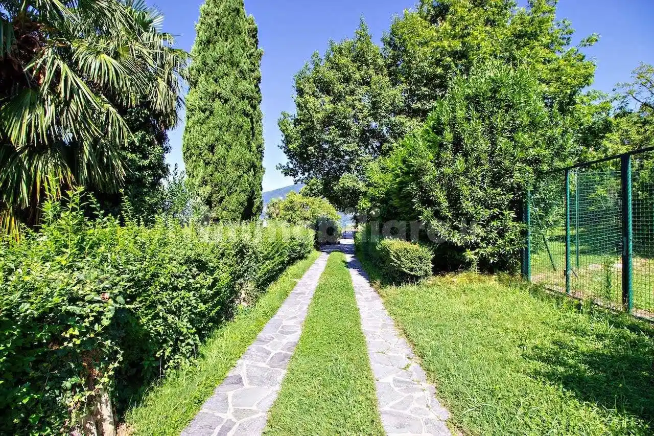 Appartamento in vendita a Oggiono