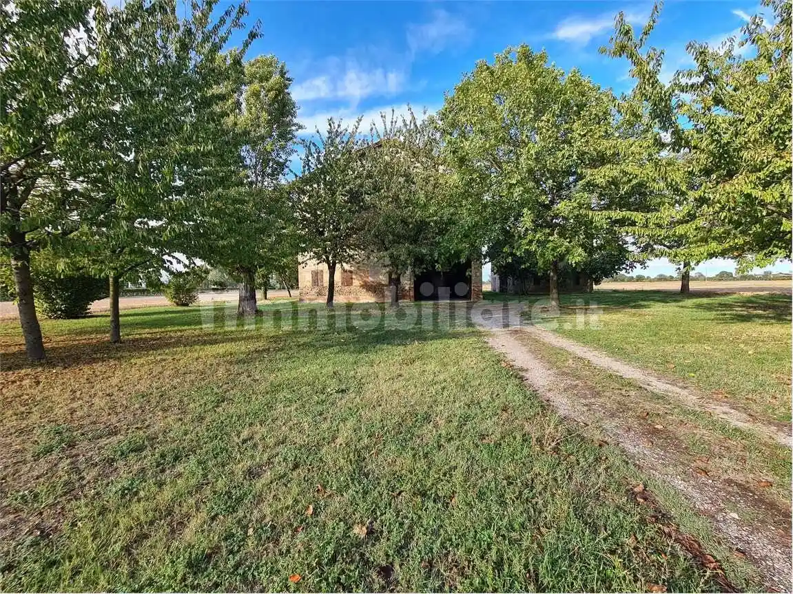 Casa indipendente in vendita a Reggio Emilia