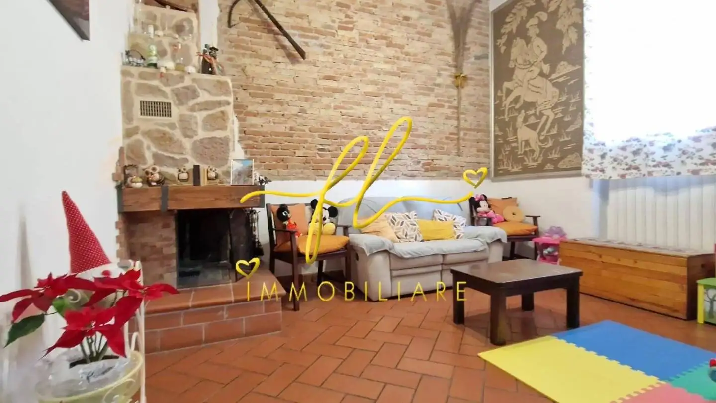 Casa indipendente in vendita a Livorno