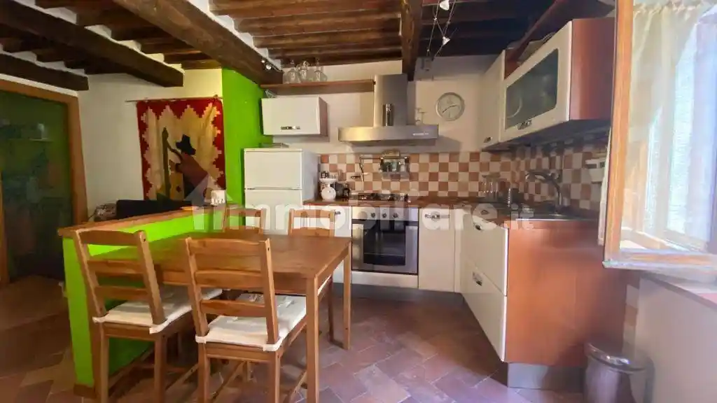 Appartamento in vendita a Castel del Piano