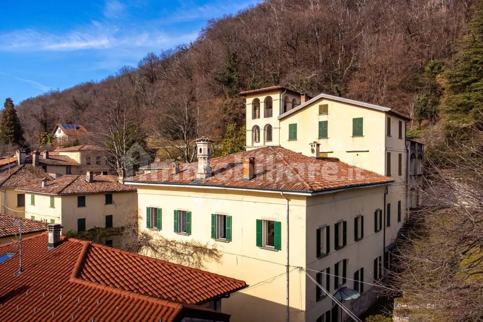 Villa unifamiliare, ottimo stato, 1100 m², Castello Cabiaglio - foto 4