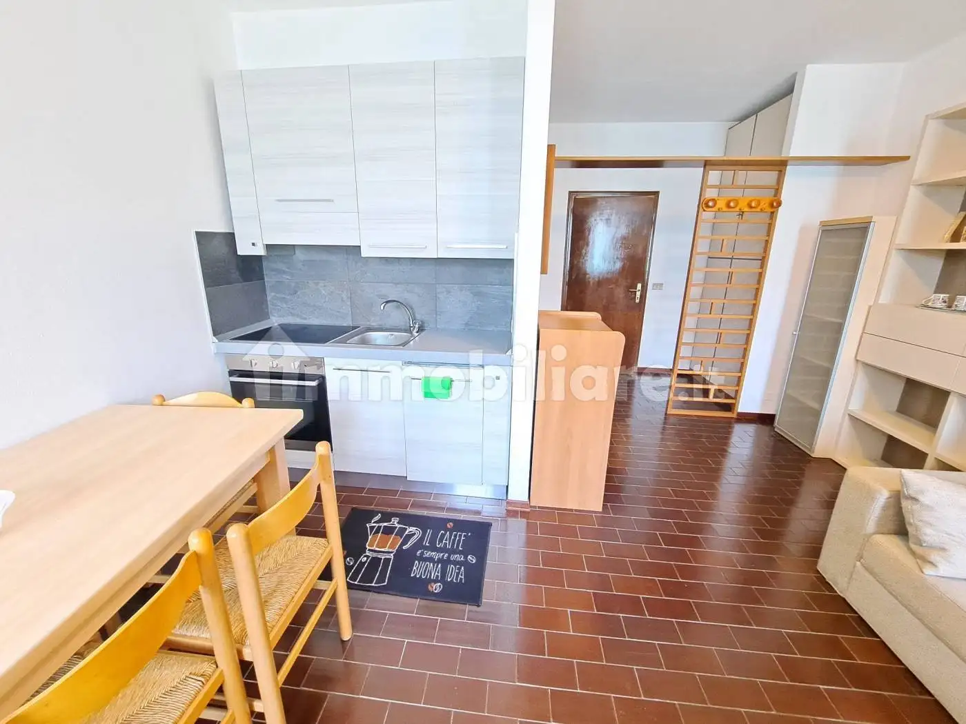 Appartamento in affitto a Gera Lario