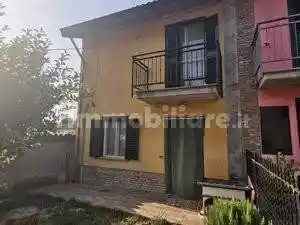 Casa indipendente in vendita a Rea