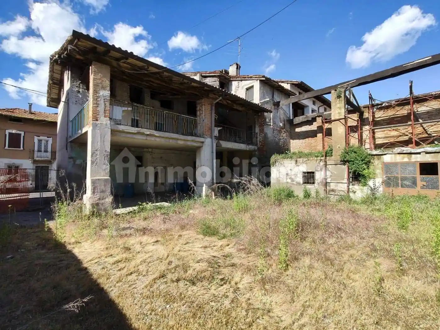 Palazzo - Edificio in vendita a Castel Rozzone