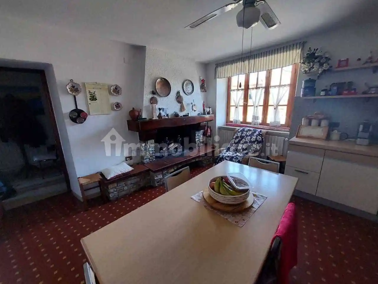 Casa indipendente in vendita a Castelnuovo Magra