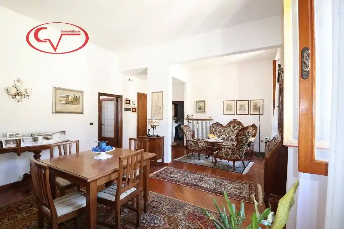 Appartamento in vendita a Montevarchi