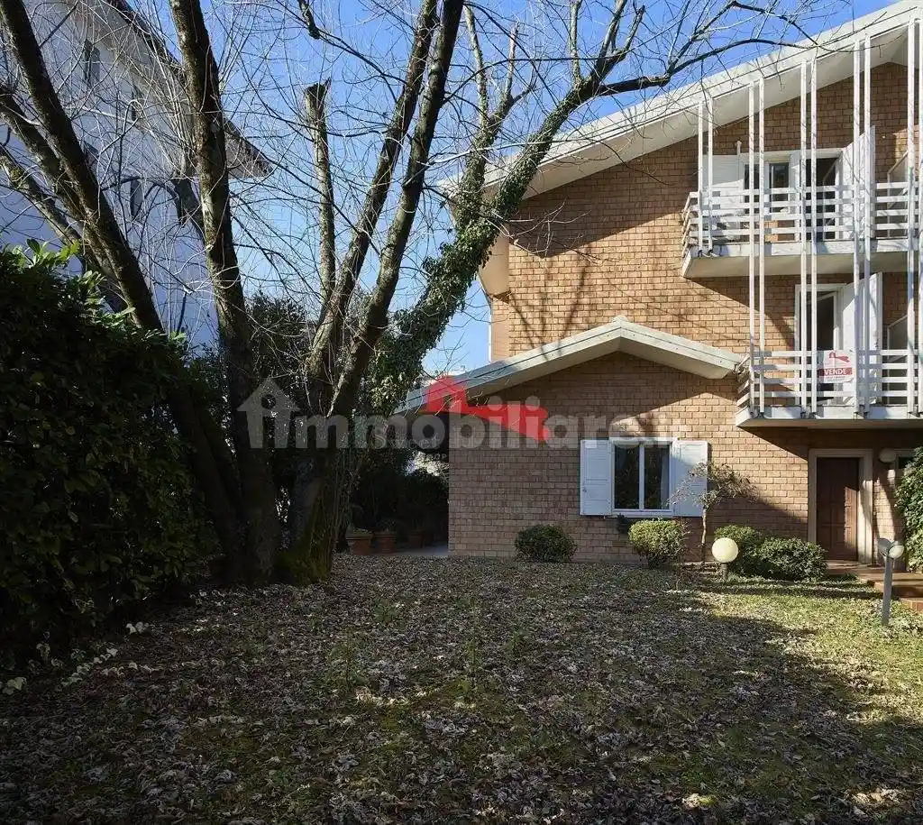 Villa in vendita a Udine