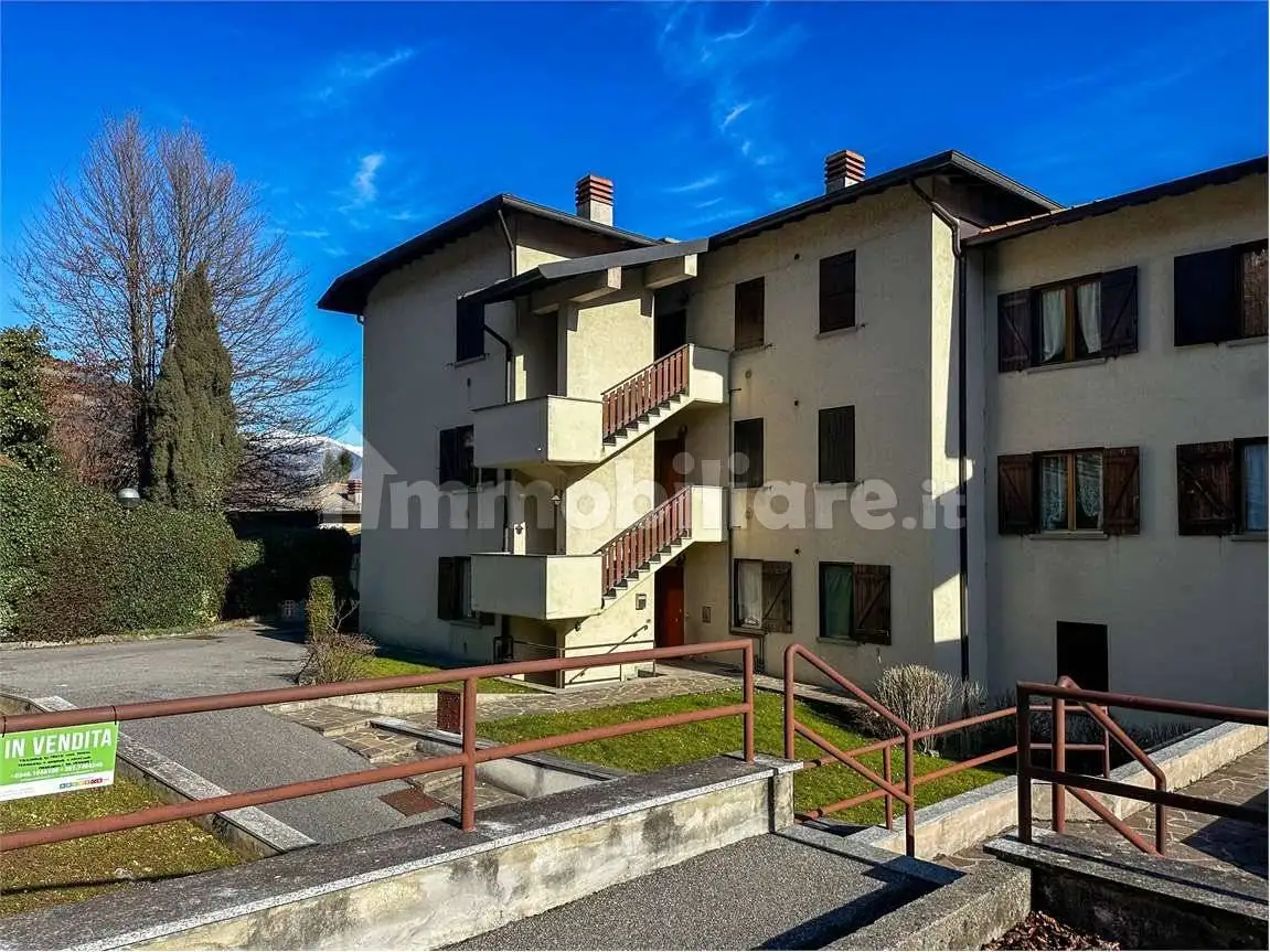 Appartamento in vendita a Premolo