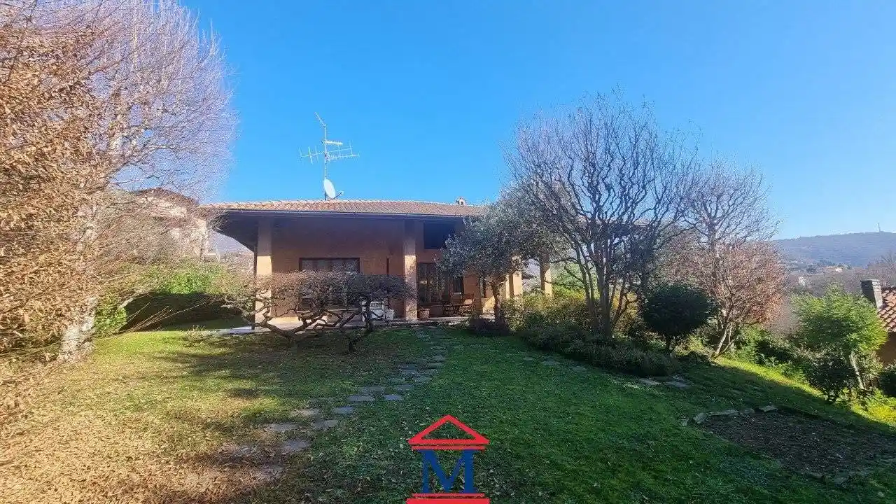 Villa in vendita a Sorisole