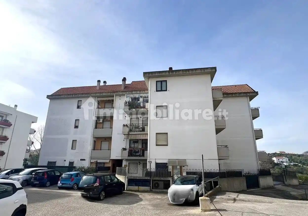 Quadrilocale Circonvallazione istoniense, Viadotto Istonia, Corso G. Garibaldi, V. San Michele, Vasto - foto 3