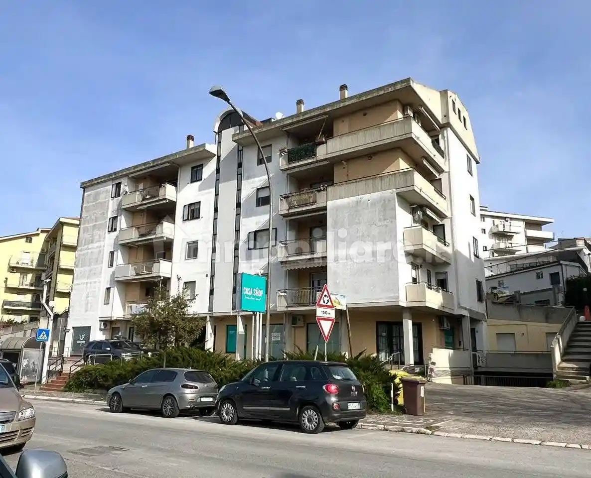 Quadrilocale Circonvallazione istoniense, Viadotto Istonia, Corso G. Garibaldi, V. San Michele, Vasto - foto 5