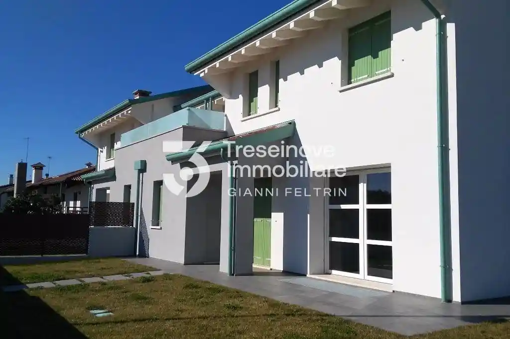 Villa in vendita a Paese