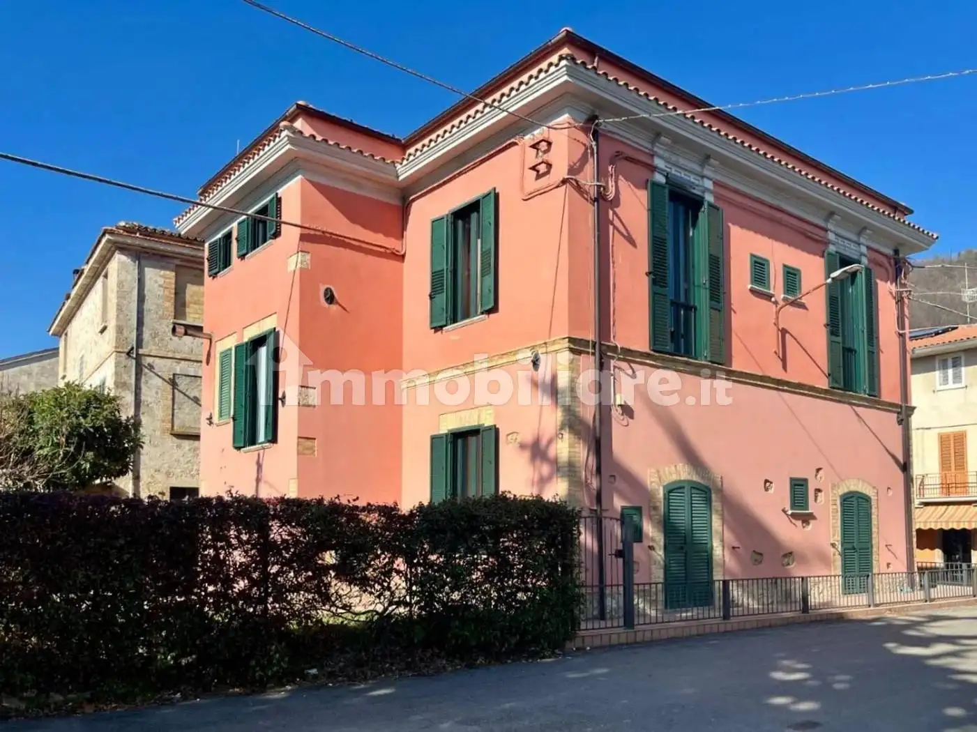 Villa in vendita a Civitella del Tronto