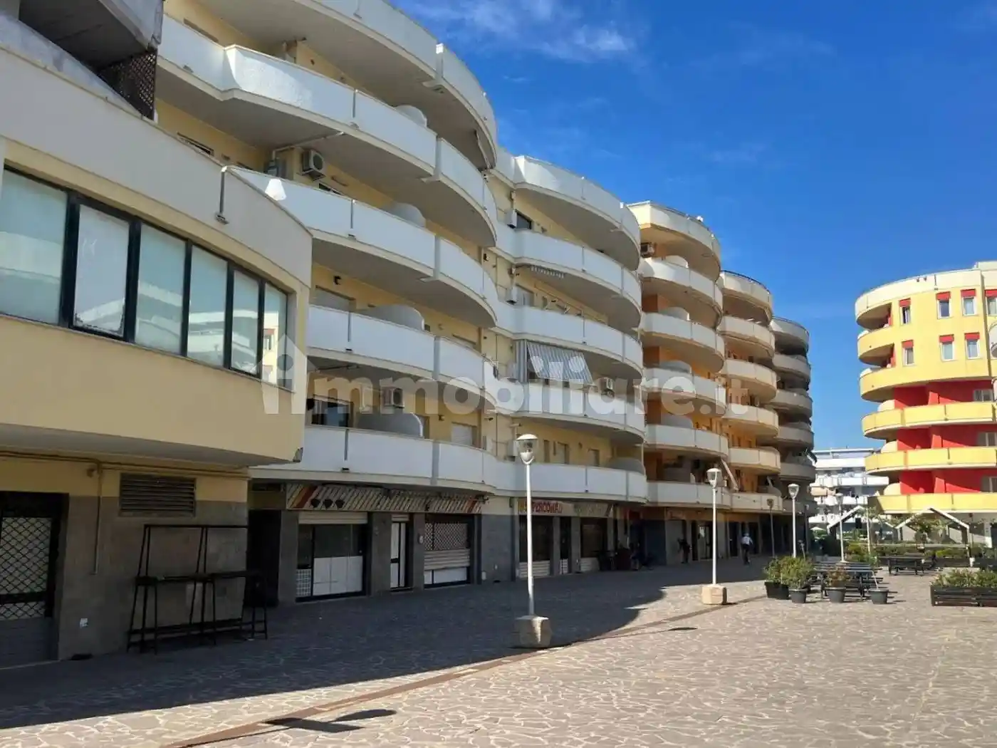 Quadrilocale viale Guglielmo Marconi, 132, Lungomare Marconi, Alba Adriatica - foto 4
