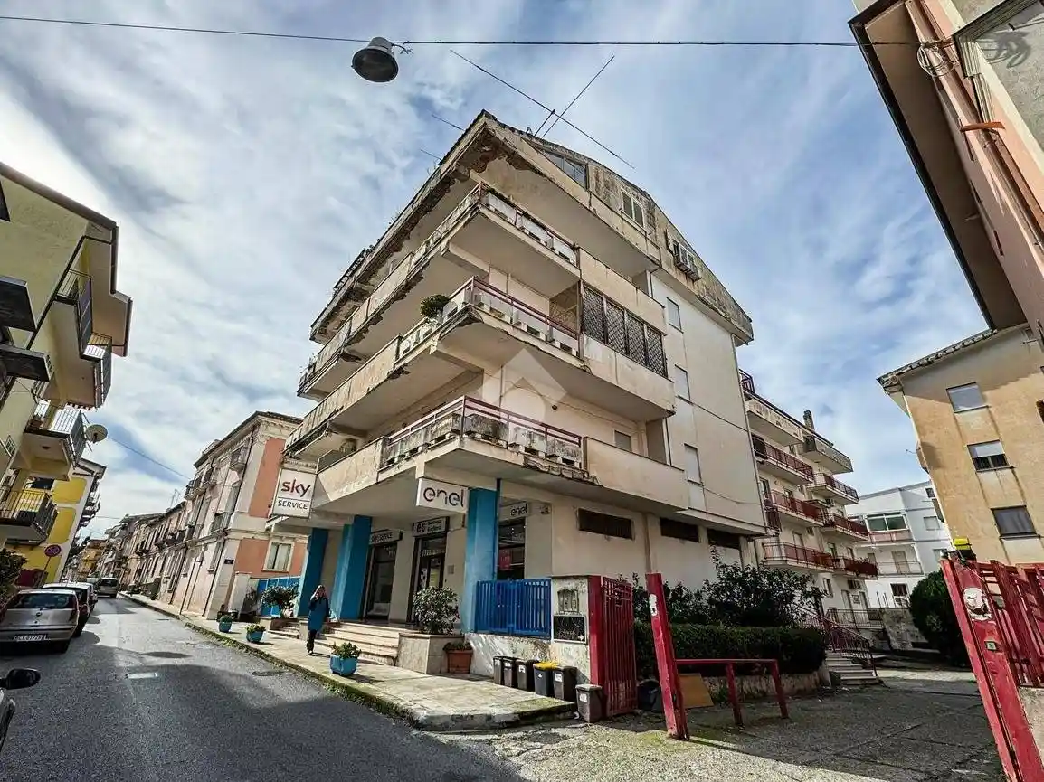 Trilocale via Roberto Mirabelli 30, Centro, Amantea - foto 2