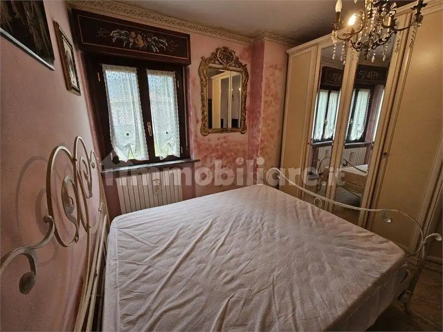 Trilocale via Lina Pagliughi 19, Centro, Albareto - foto 3