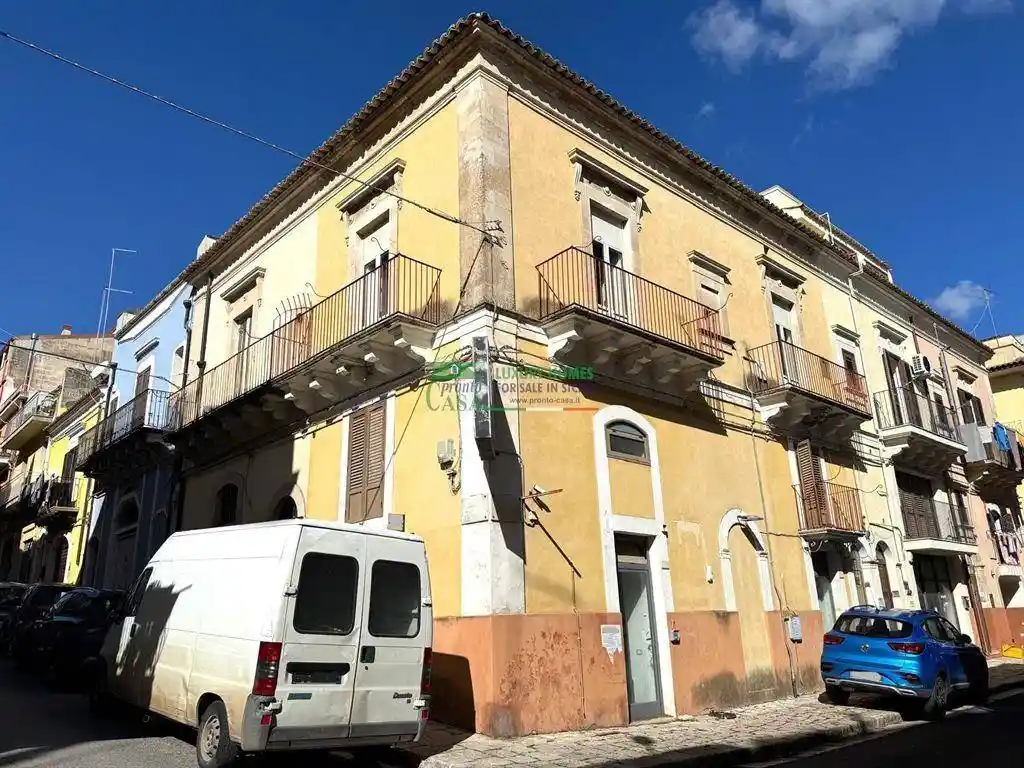 Casa indipendente in vendita a Ragusa