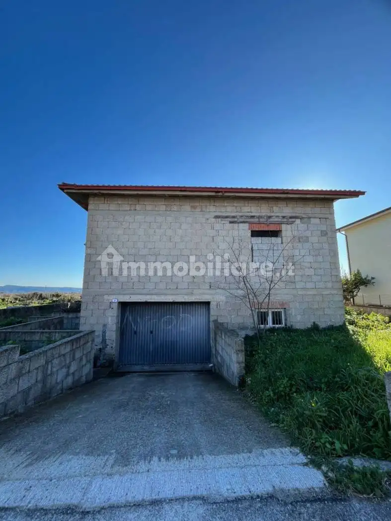 Villa unifamiliare via Campania 6, Dualchi