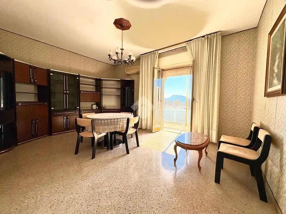 Appartamento in vendita a Palermo