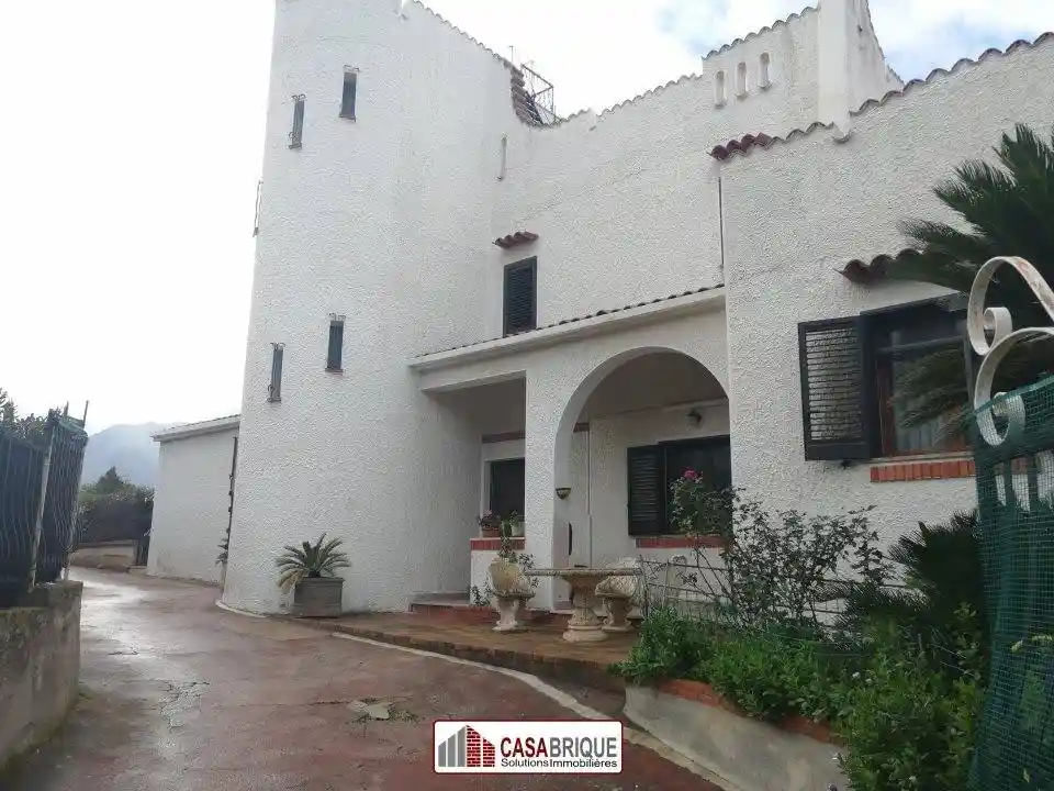 Villa in vendita a Carini