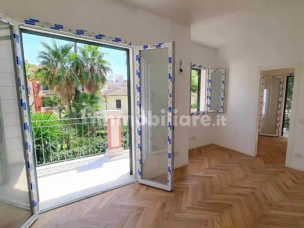 Appartamento in vendita a Taggia