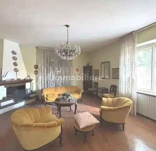 Villa in vendita a Busseto