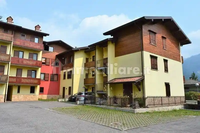 Appartamento in vendita a Parre