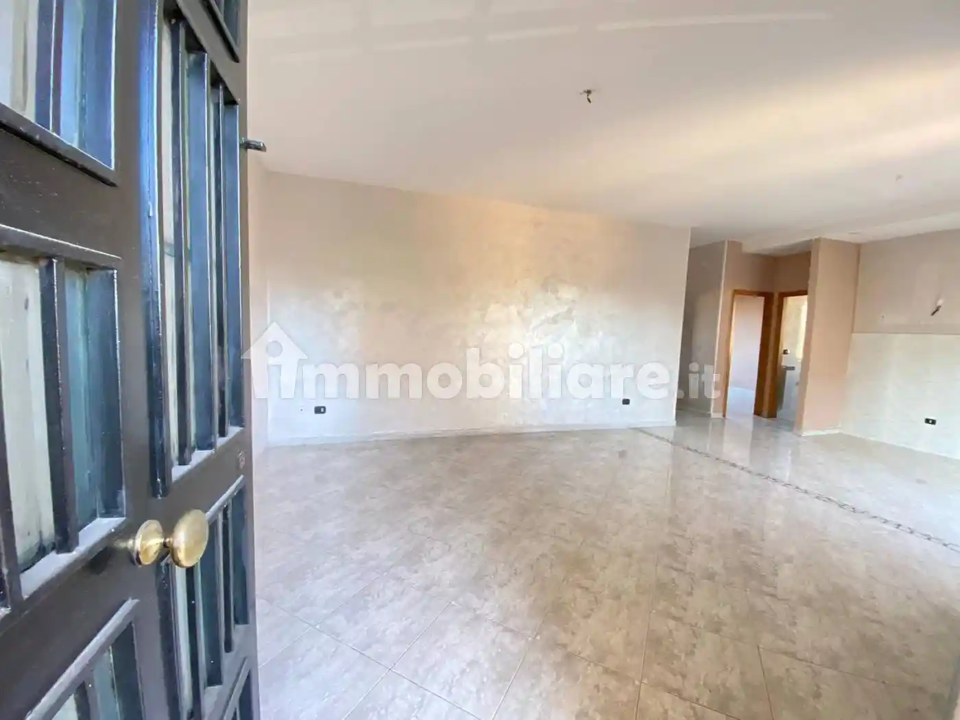 Trilocale via Oasi Sacro Cuore 223, Giardini - Oasi Sacro Cuore, Giugliano in Campania - foto 3