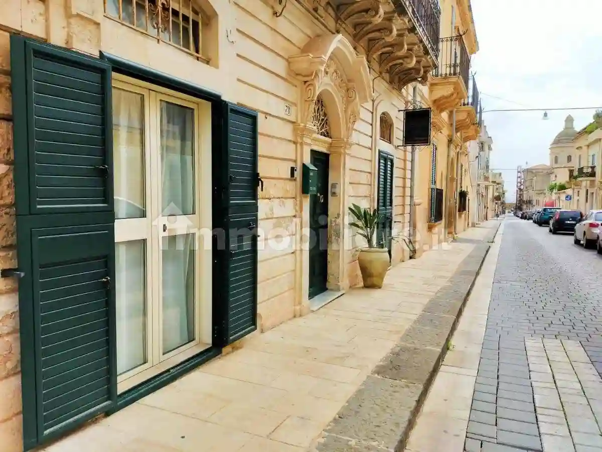 Palazzo - Edificio - foto 2