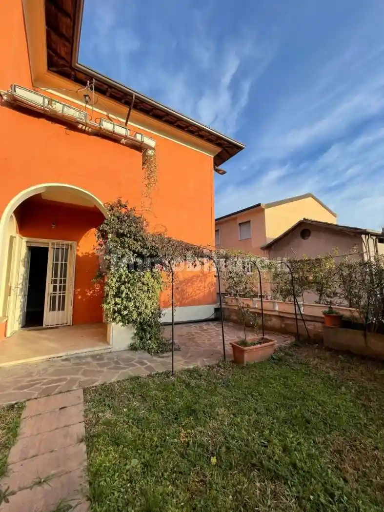 Villa in vendita a Brescia