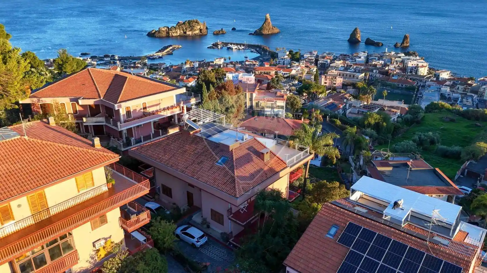 Villa in vendita a Aci Castello