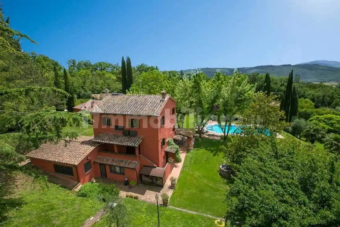 Rustico - Casale in vendita a Giove