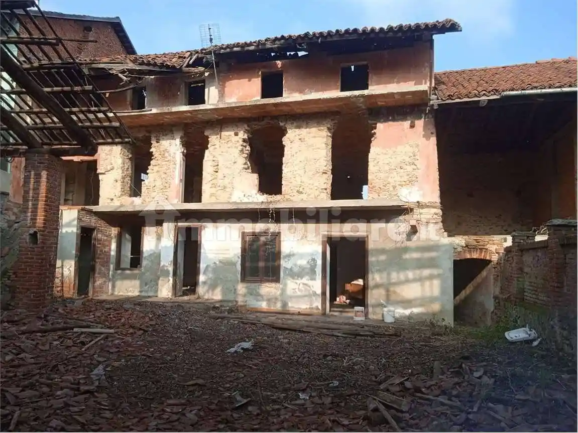 Rustico - Casale in vendita a Giaveno