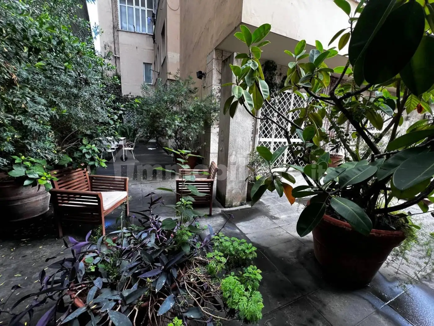 Appartamento in vendita a Napoli