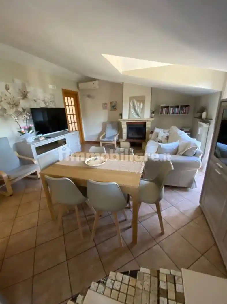 Trilocale via Maria Pacifico, Rione Libertà, Benevento - foto 2