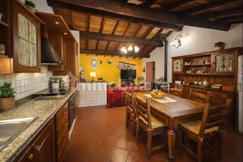 Appartamento in vendita a Castel Madama