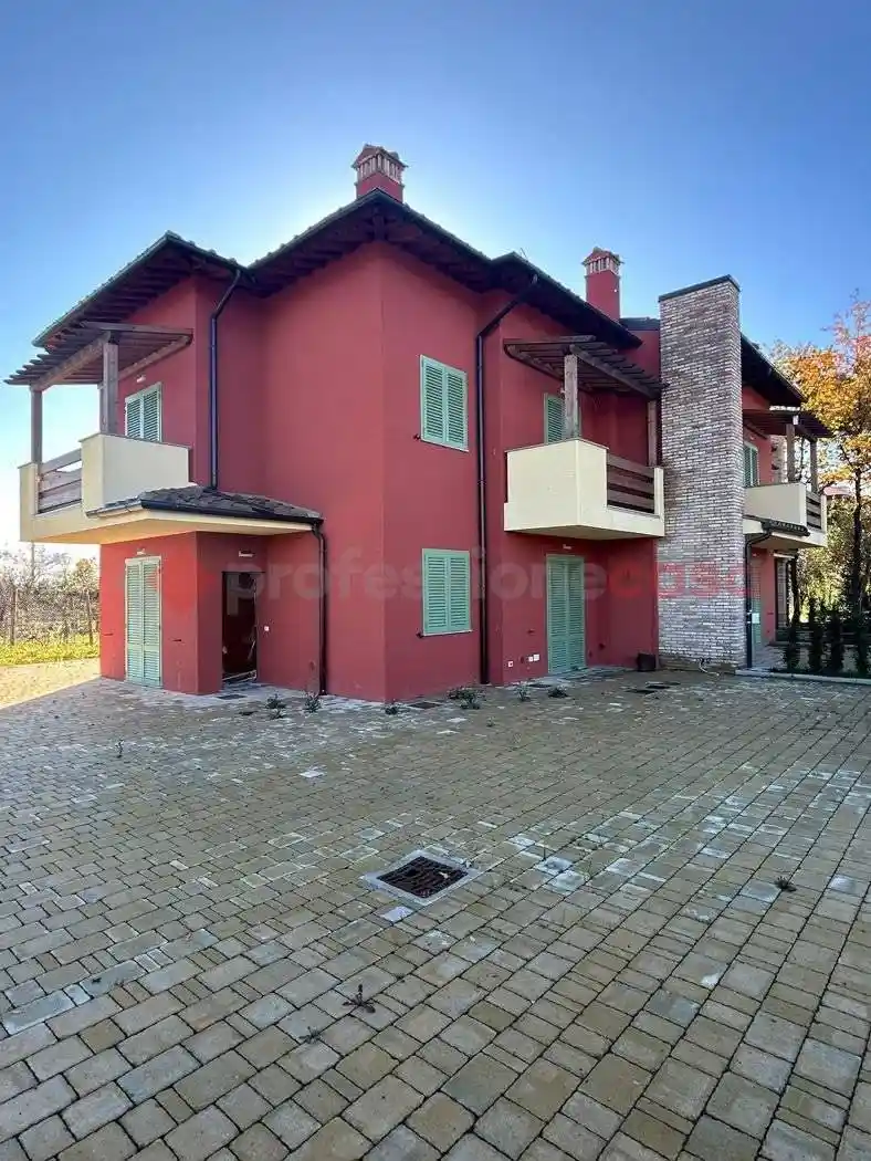 Villetta a schiera in vendita a Campi Bisenzio