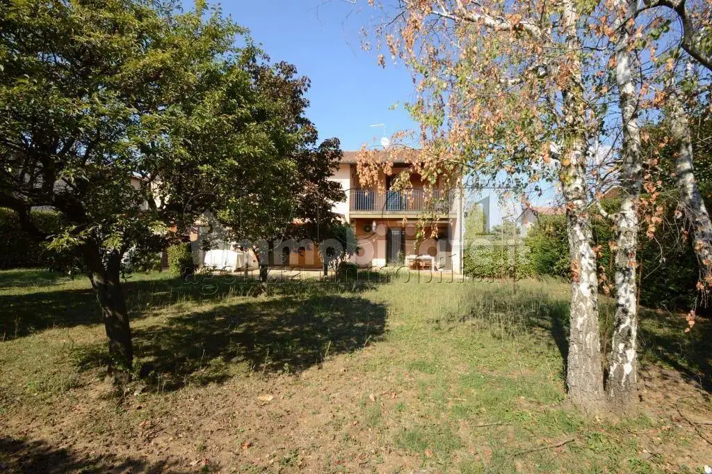 Villa unifamiliare via Suor M. E. Andreoli 12, Centro, Agugliaro - foto 5