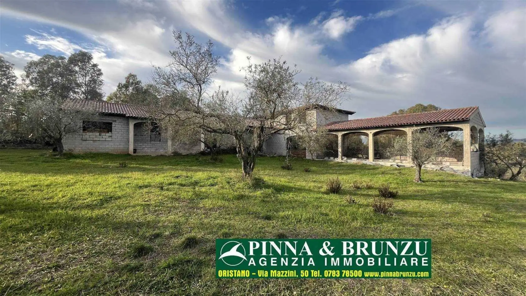 Villa in vendita a Solarussa