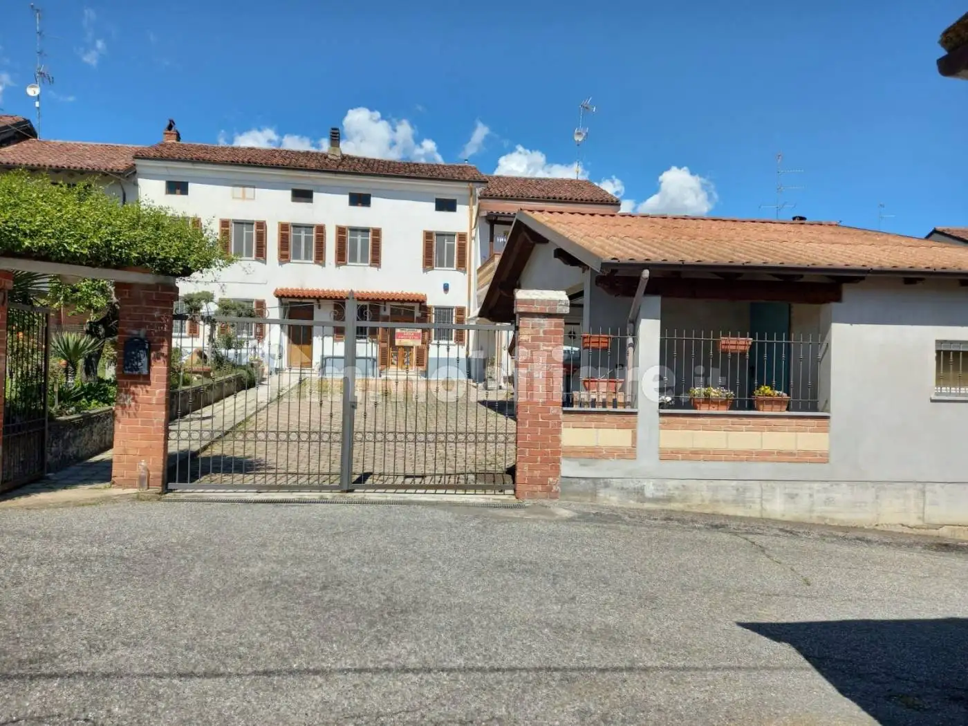 Villa in vendita a Mirabello Monferrato