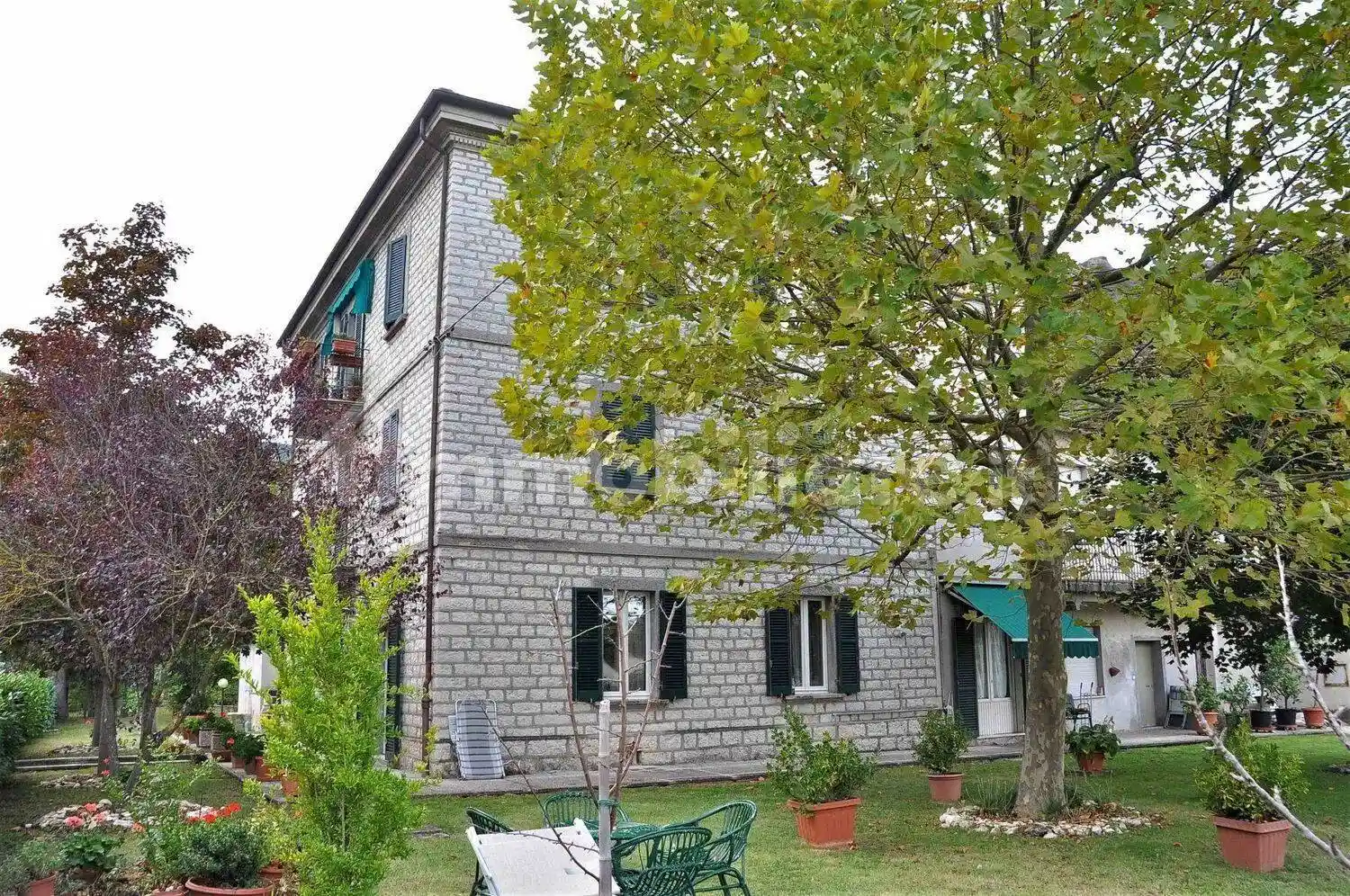 Palazzo - Edificio in vendita a Cagli