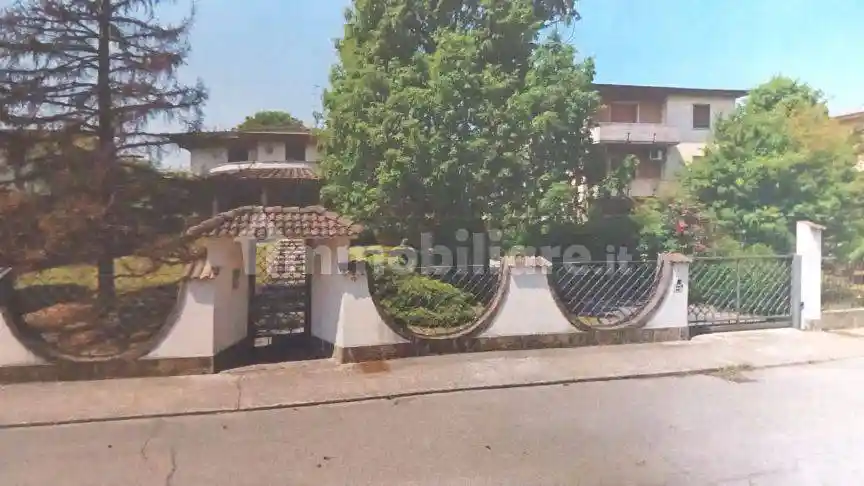 Villa in vendita a Castelverde