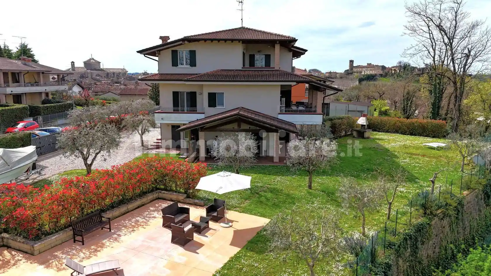 Villa in vendita a Pozzolengo