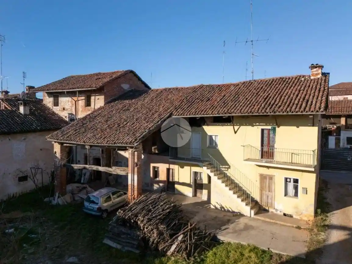 Casa indipendente in vendita a Trinità