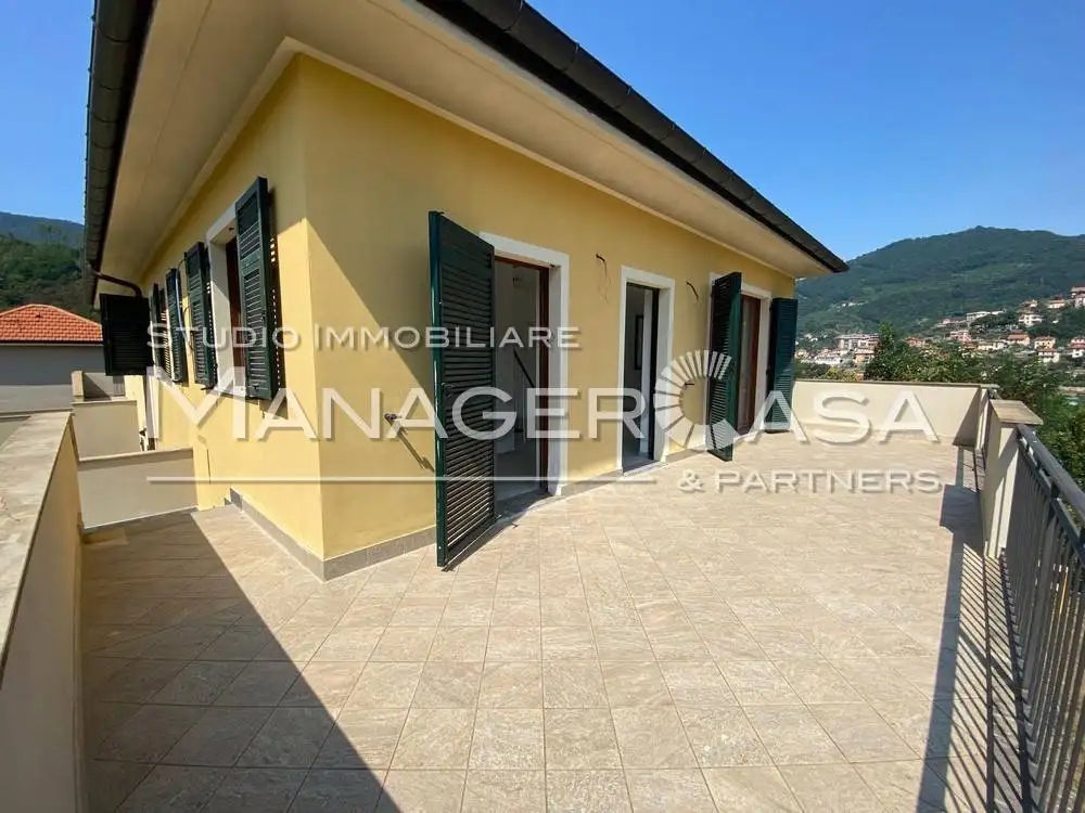 Appartamento in vendita a Genova