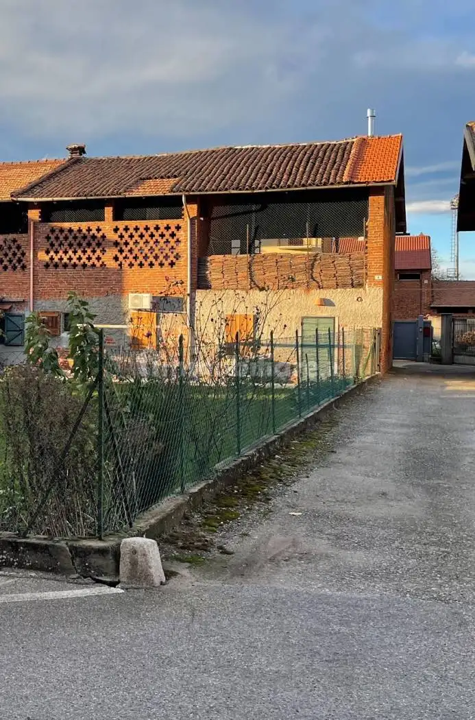 Rustico - Casale in vendita a Marano Ticino