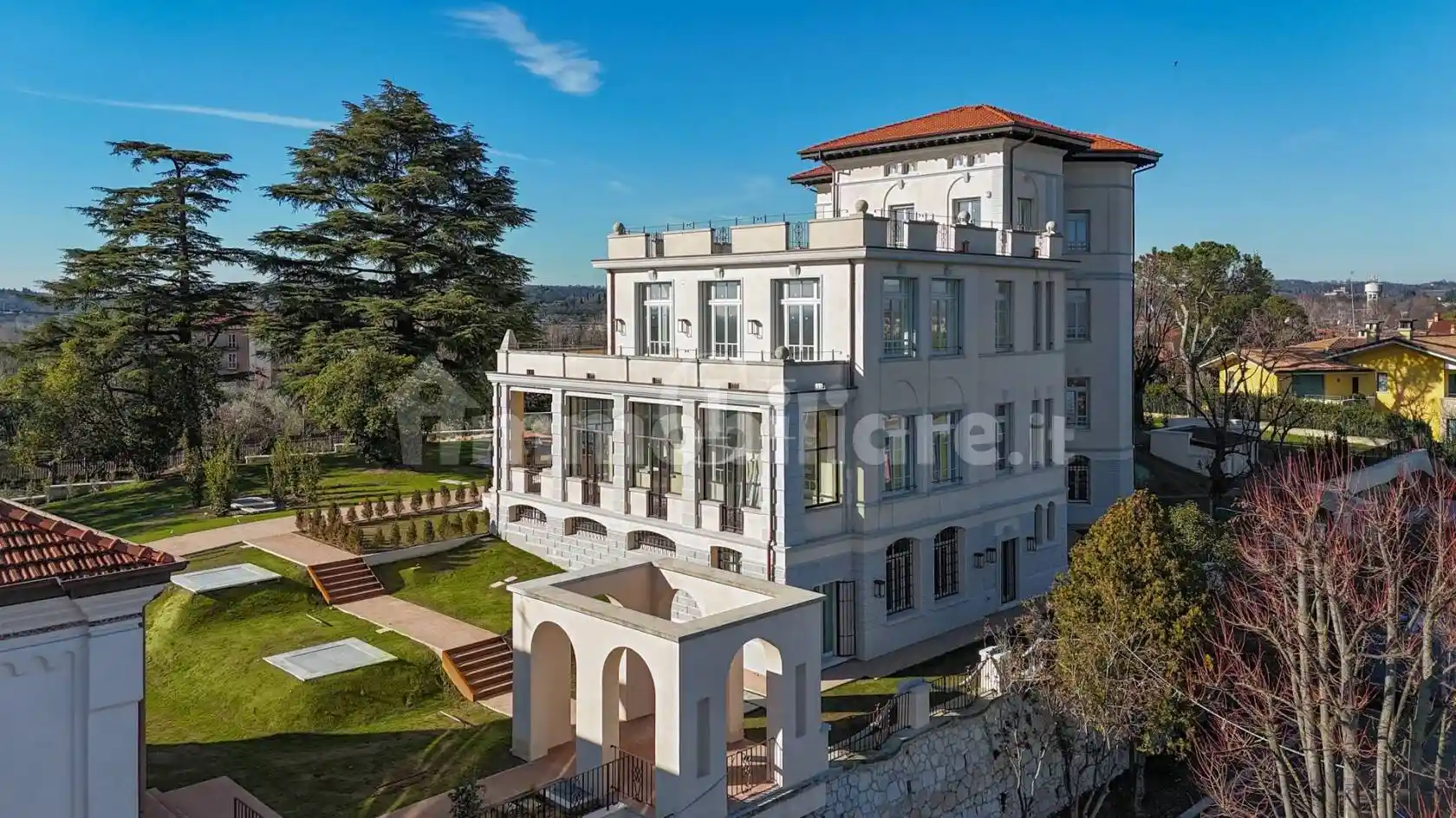 Appartamento in vendita a Desenzano del Garda