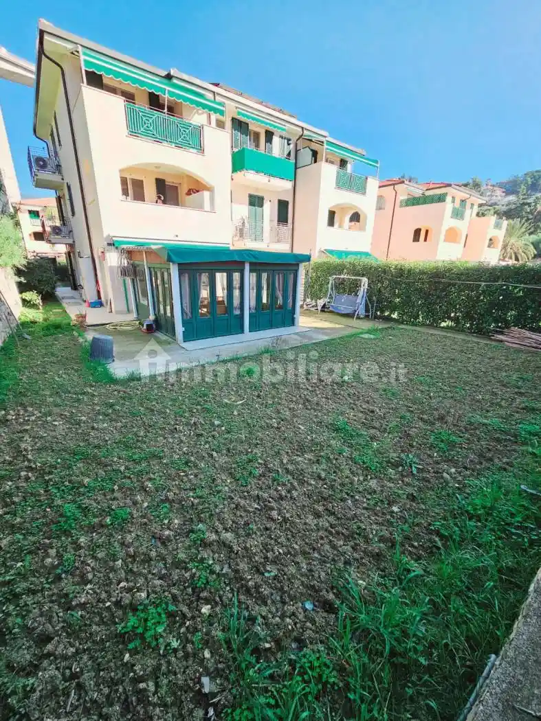 Appartamento in vendita a Bordighera