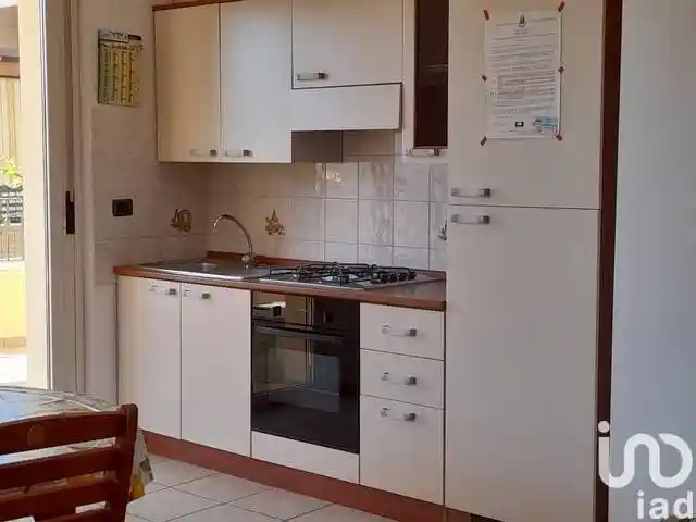 Appartamento buono stato, secondo piano, Centro, Tortoreto - foto 2