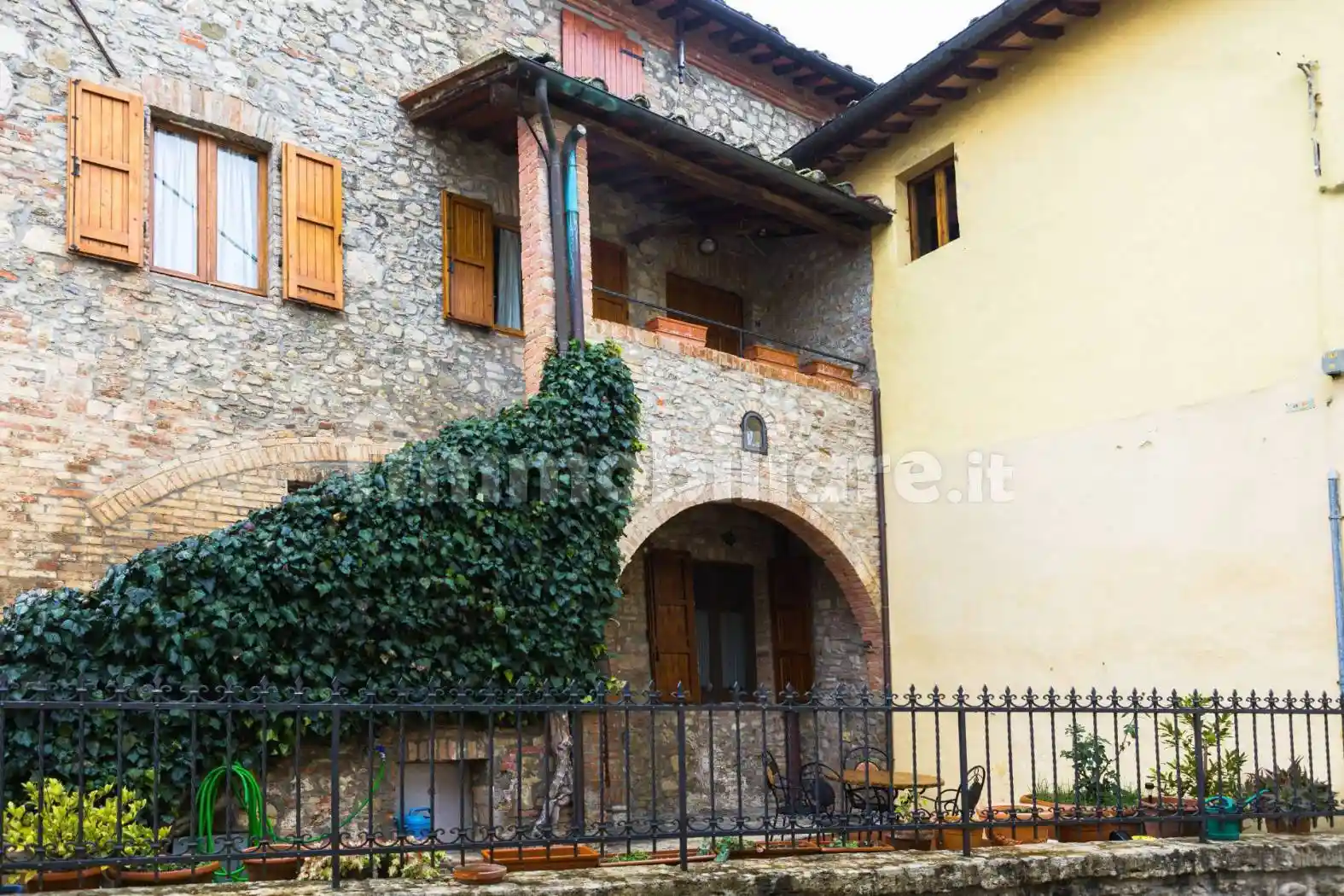 Terratetto unifamiliare Strada di casa al bosco 9, Le Tolfe - Monteliscai, Siena - foto 2